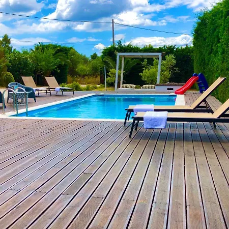 Five Elements Pool & Bbq